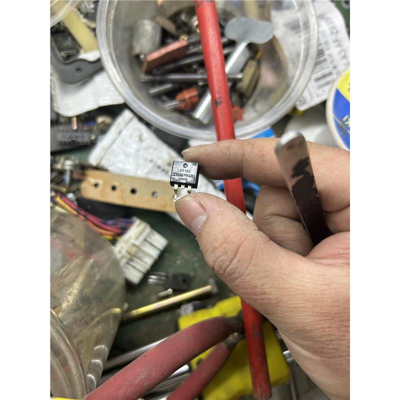 L2910S   汽车电脑板贴片三极管TO263