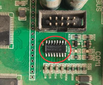 MAX3232I MAX3232IDR  汽车电脑板收发器串口通信IC芯片