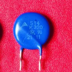 S14K320 比亚迪唐新能源充电机控制盒驱动板压敏电阻电容全新2脚