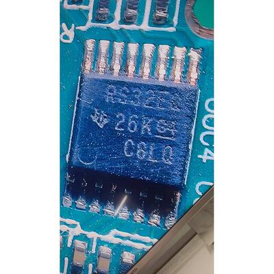 TRS3232EQPWRQ1 丝印RS32EQ 线路驱动器 封装TSSOP16 全新原装