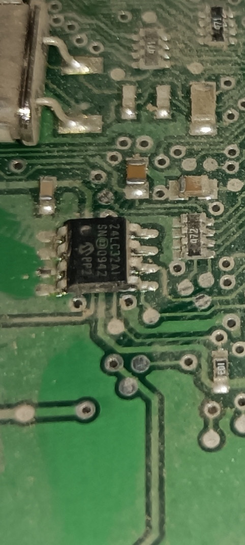 全新 PIC24LC32A-I/SN 24LC32AI 24LC32 贴片SOP8 存储器芯片