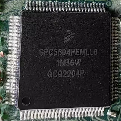 SPC5604PEMLL6 1M36W 汽车电脑板CPU芯片QFP100脚 拆车割板