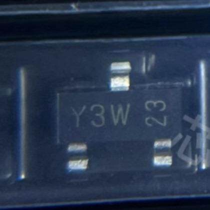 Y3W   13V 250mW 200mA 贴片稳压二极管 原装