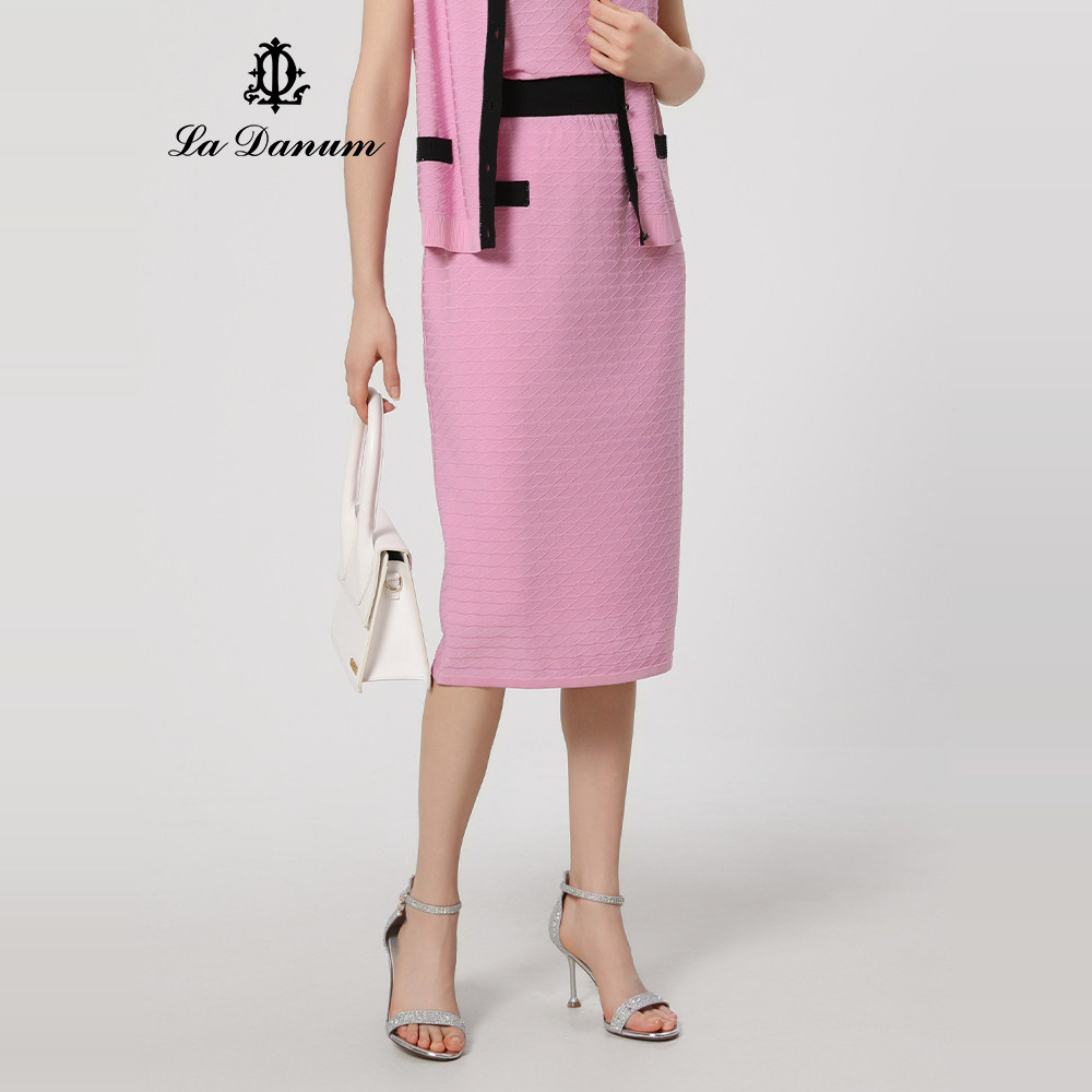 商场同款阿丹娜2025春秋新款粉色针织半身裙半裙子小香风女时尚,女装/女士精品,半身裙,淘宝优惠券,粉丝福利购,淘宝优惠卷