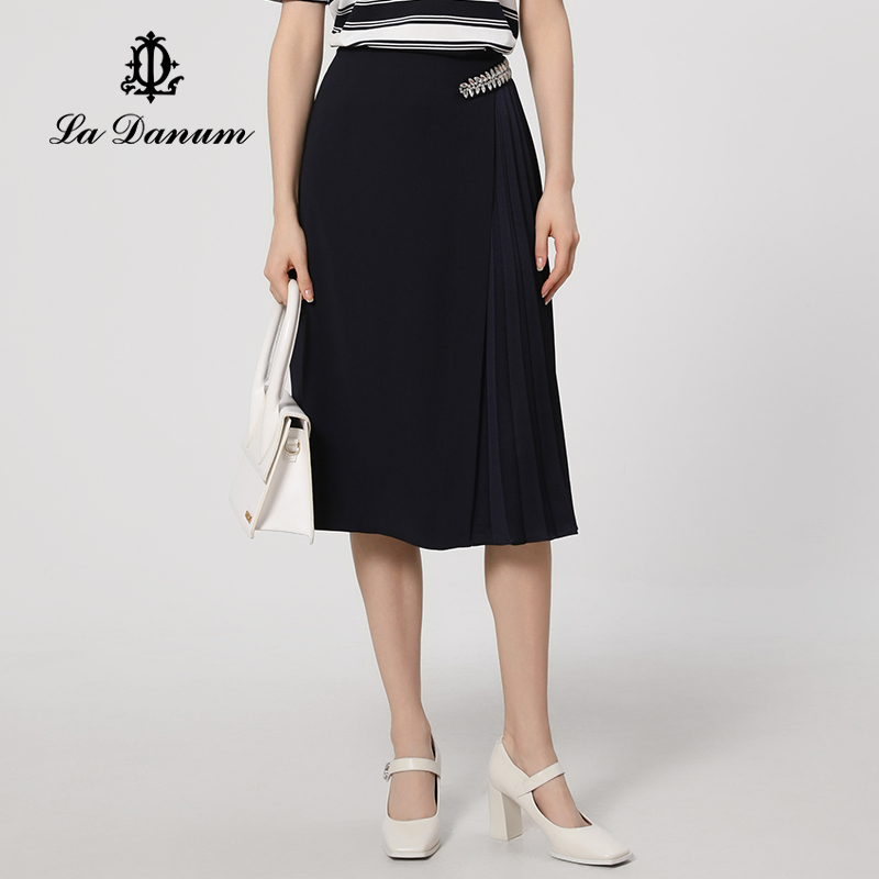 阿丹娜蓝色醋纤压褶钉珠半身裙