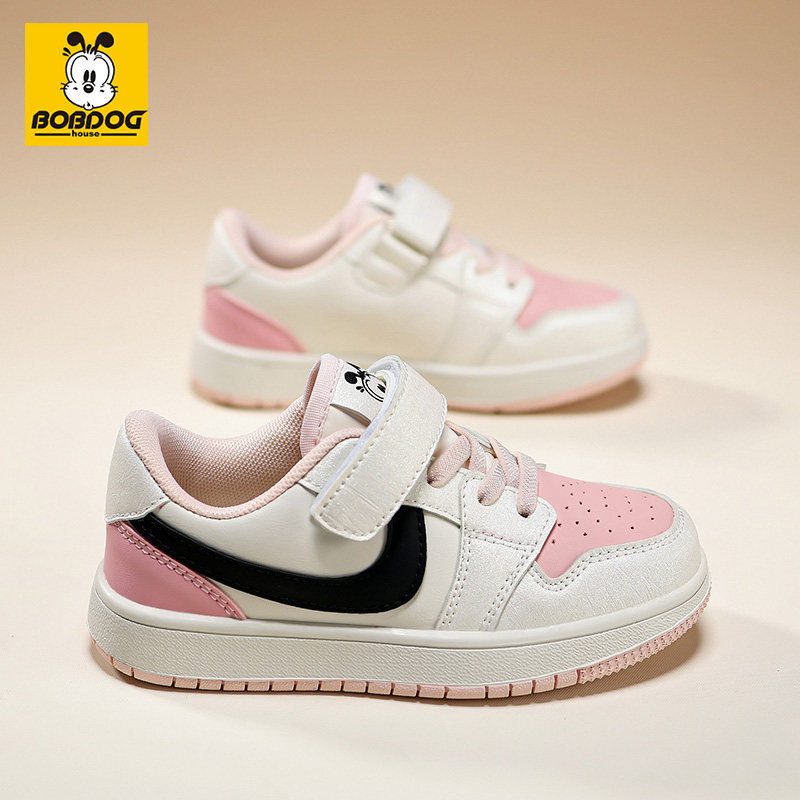 巴布豆童鞋女童板鞋2026春季新款皮面防滑鞋底儿童女孩休闲运动鞋