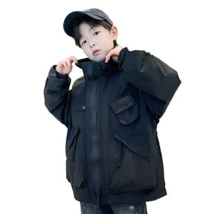 儿童装男童外套春秋款2026新款春季中大童酷帅衣服冲锋衣春装男孩