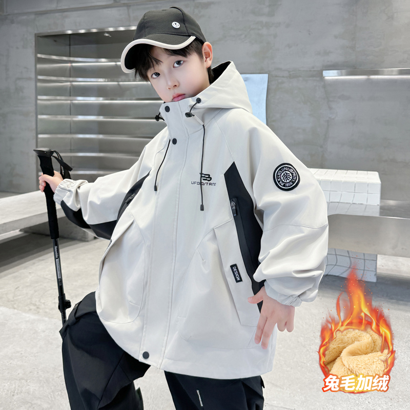 男童秋冬冲锋衣2025新款