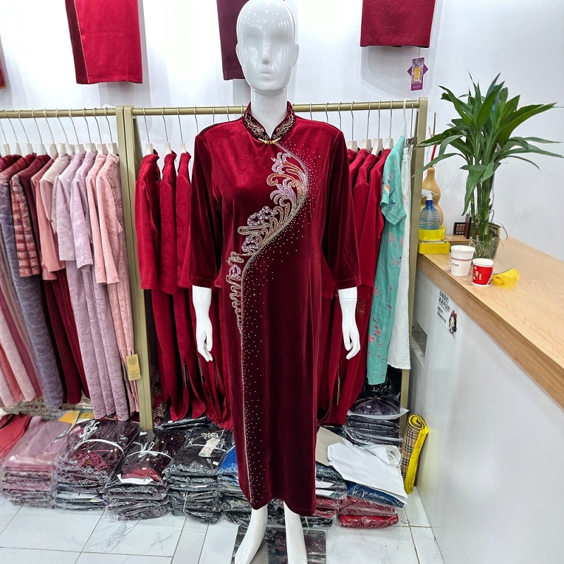 喜妈妈女儿订婚宴红装新中式旗袍