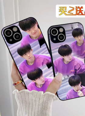王楚钦紫色卫衣手机壳适用于苹果16新款vivo任意机型OPPO同款小米15定制华为mate70乒乓球一加13帅红米note14