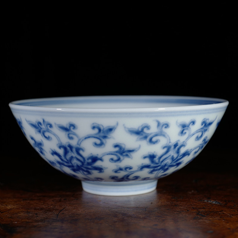 龙圣华苑 景德镇弄月斋复古手绘青花缠枝宝相花纹敞口杯 手工茶杯