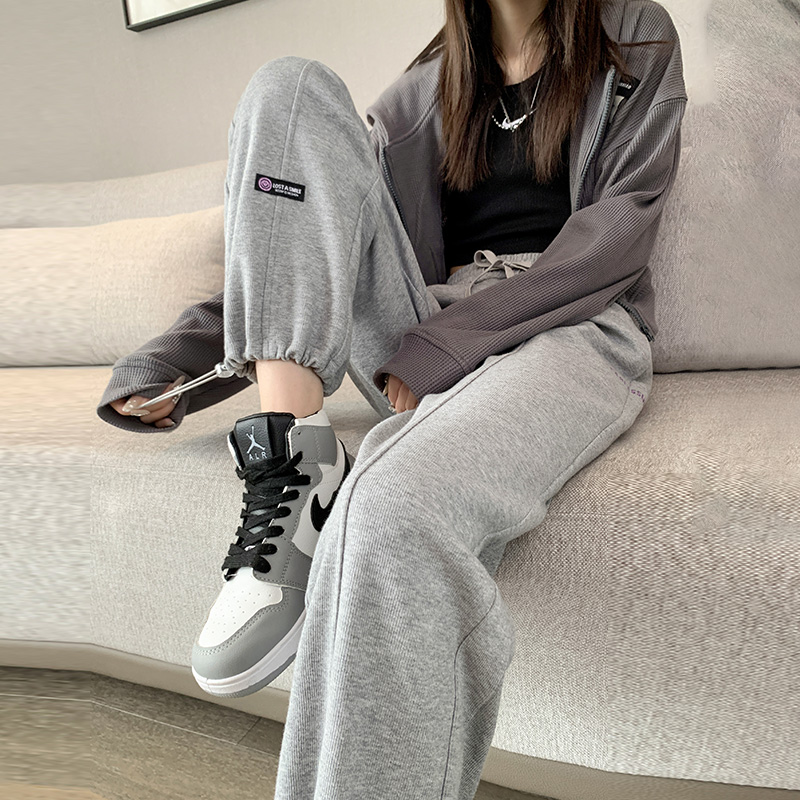 运动裤女2025春秋新款时尚宽松ins潮显瘦束脚小个子Y休闲跑步卫裤
