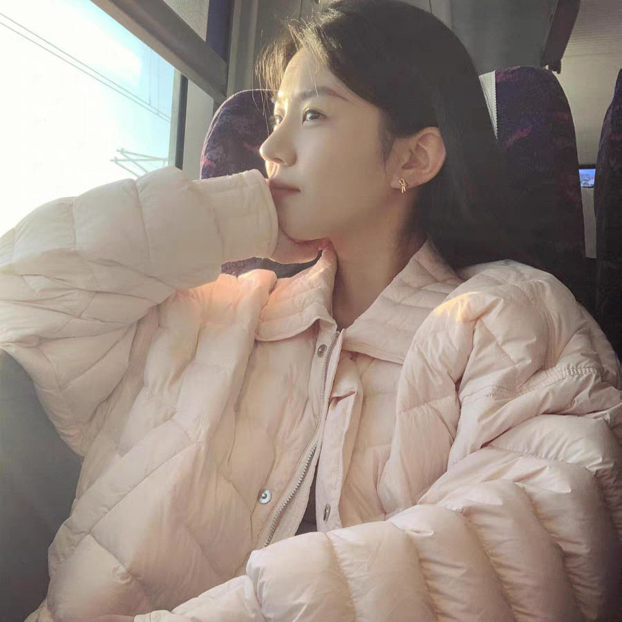 轻薄羽绒服女款2025冬新款小个子冬季短款超好看今年流行爆款