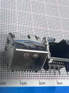 TM11R-5M2-88 HIROSE/广濑 RJ45网络接口 8P8C 以太网连接器