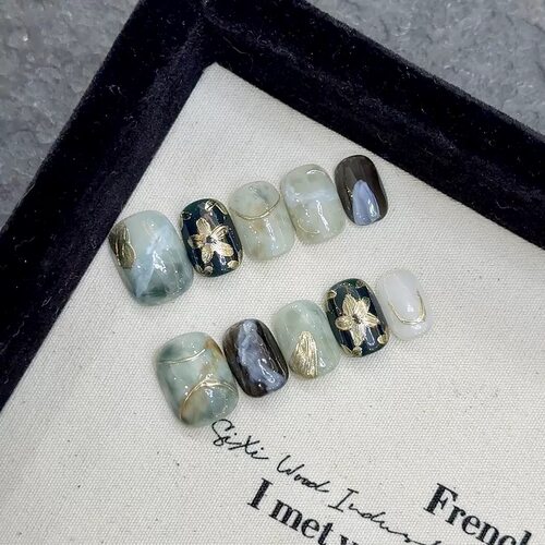 Green Jade Gold Flower Press On Nails