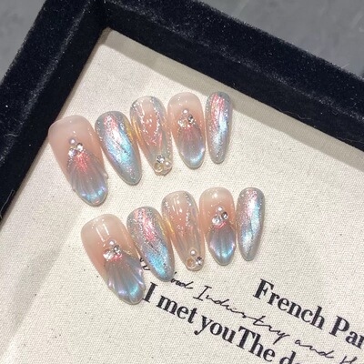 Iridescent Mermaid Shell Rhinestone Almond Nails
