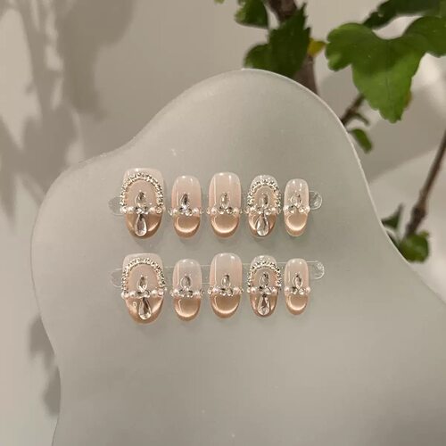 Nude Pearl Rhinestone Short Press On Nails