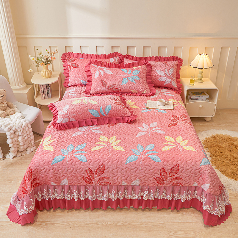 加厚牛奶绒床盖三件套水晶绒榻榻米冬季夹棉床单垫毯炕罩床上用品