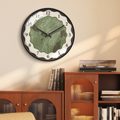 钟表电子时钟静音现代挂墙装 2026新款 挂钟客厅家用中古风格 饰轻奢