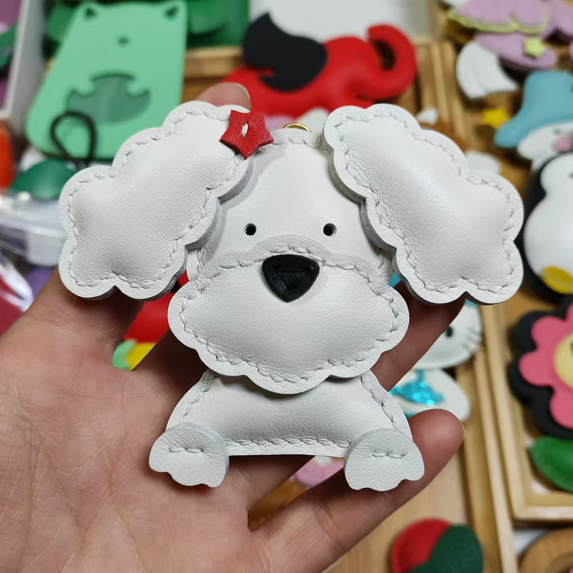 泰迪狗狗挂件手工缝制真皮包包挂件车钥匙挂饰纯手工制作