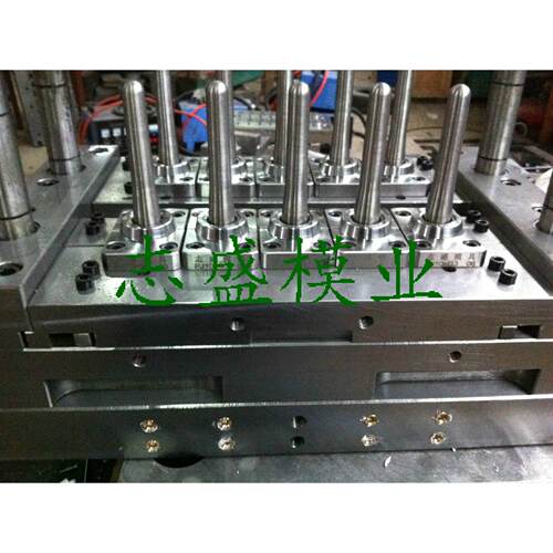 8腔模具各类饮料瓶坯模具专业PET管胚模具塑料瓶盖模具厂家