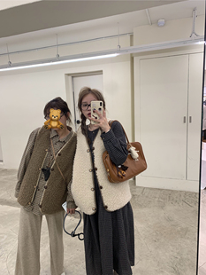 Komorebis 羊羔毛绗棉通勤无袖马甲女复古百搭背心上衣