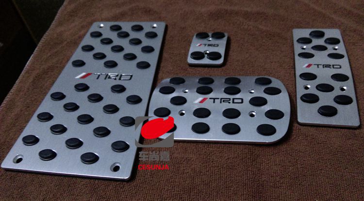 适用于丰田埃尔法ALPHARD 10系TRD标油门刹车踏板休息脚踏板防滑
