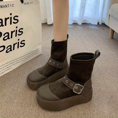 黑色皮带扣马丁靴女款2025新款秋冬季小个子厚底增高弹力瘦瘦短靴
