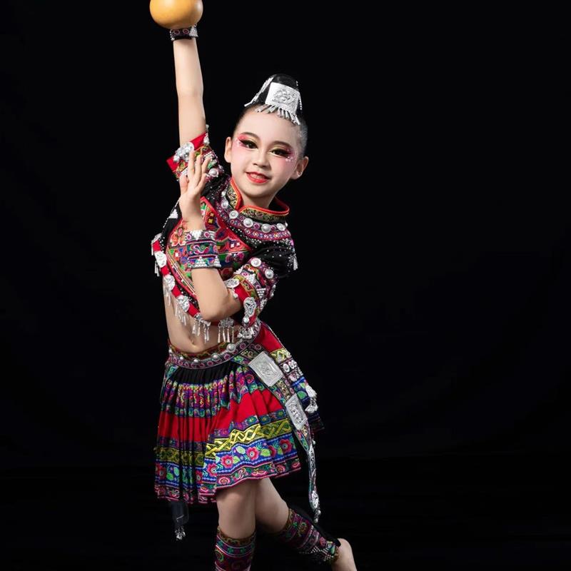 高端定制酒妹独舞服装苗族舞蹈演出服土家族少数民族表演服饰