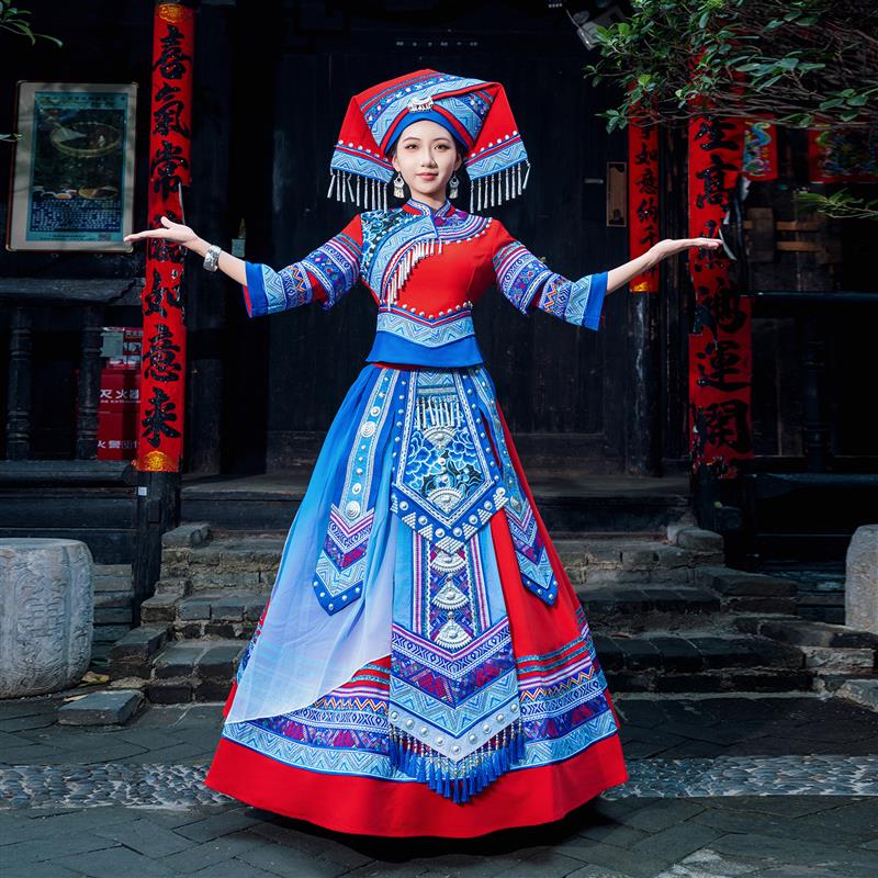 壮族民族服装广西成人少数民族服饰女舞蹈演出服刺绣盛装主持礼服