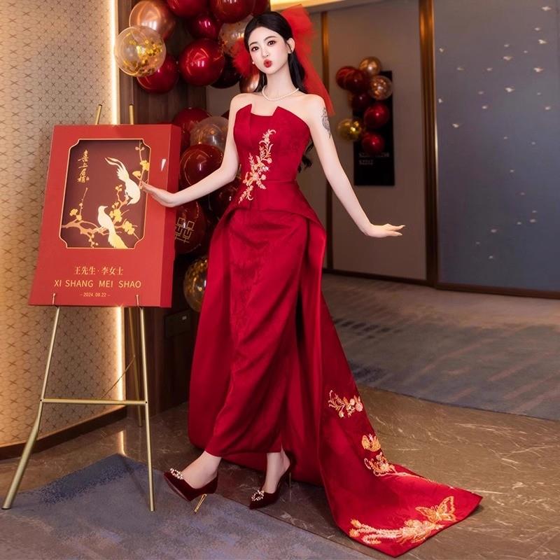 新中式敬酒服新娘2025新款高级感小拖尾抹胸主持订婚回门晨袍晨拍