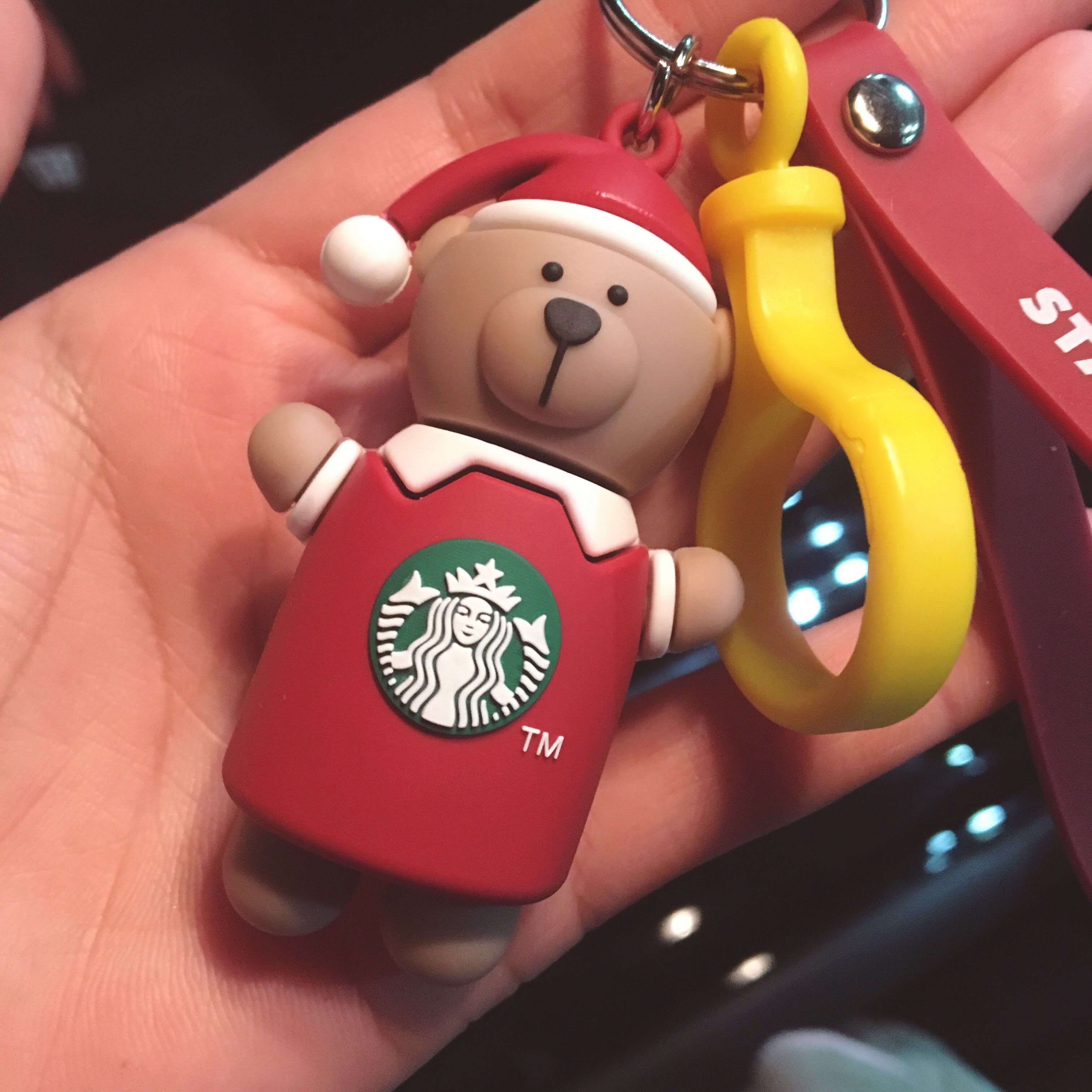 星巴克小熊网红钥匙扣韩国创意男女情侣包包可爱卡通汽车礼品挂件