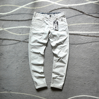 原箱美单立体剪裁直脚休闲裤工装