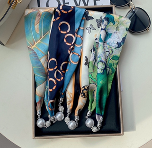 磁扣丝巾女百搭春秋冬季轻奢高级感毛衣链个性复古项链挂配饰吊坠