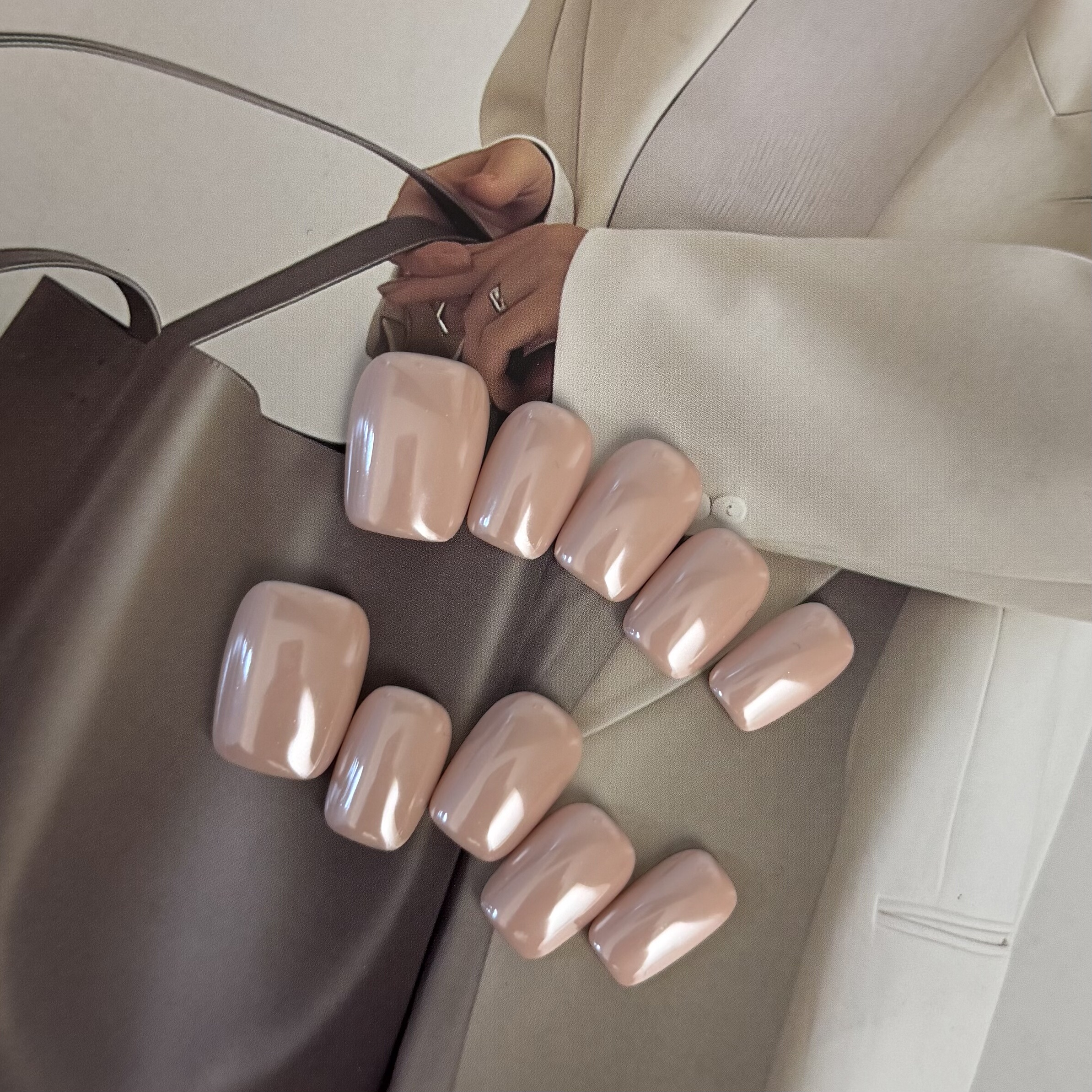 MUZINAIL·【皮皮粉】纯手工定制美甲海莉月光粉美甲爆闪轻奢,彩妆/香水/美妆工具,穿戴甲/甲片,淘宝优惠券,粉丝福利购,淘宝优惠卷