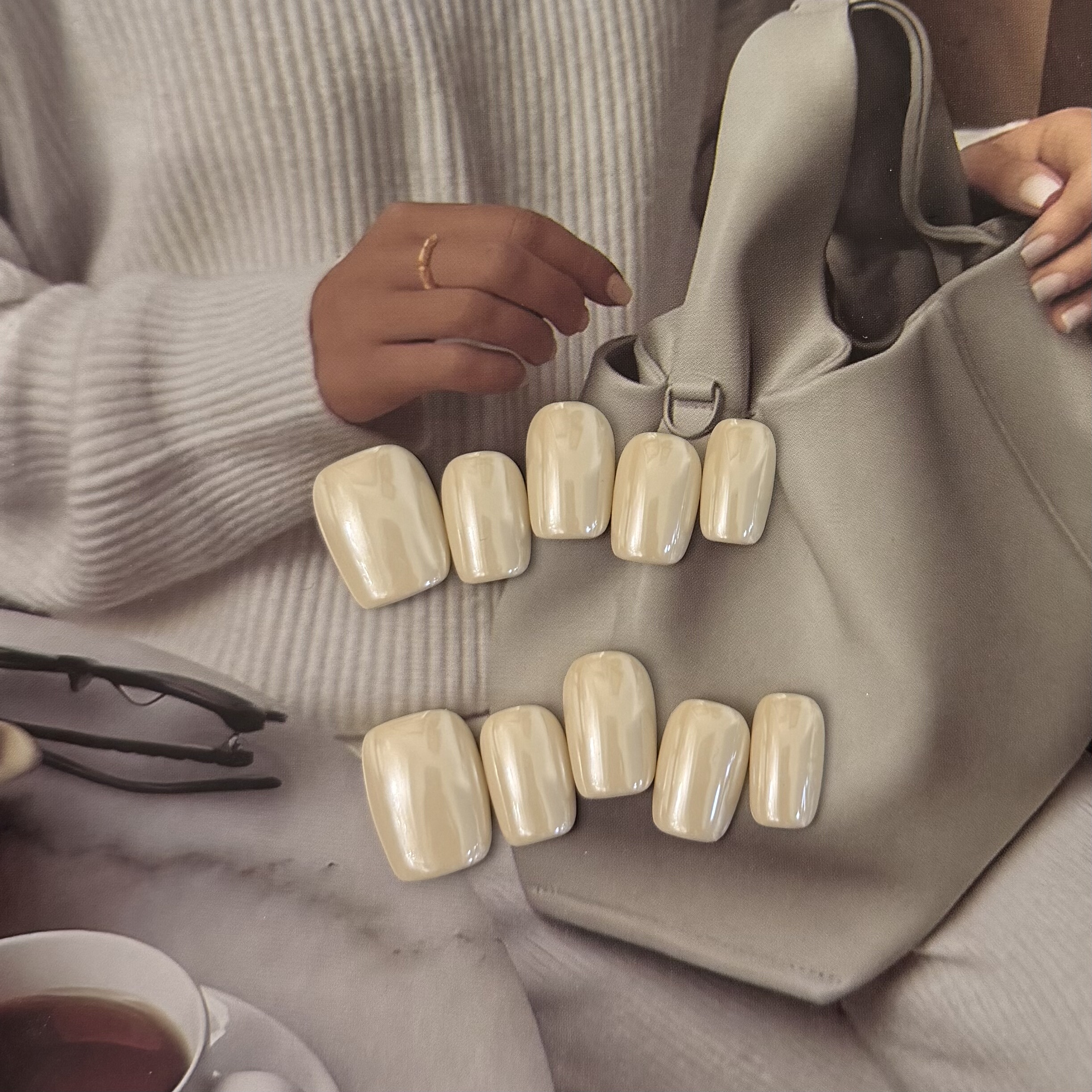 MUZINAIL·【杏仁白】纯手工定制美甲海莉月光粉美甲爆闪轻奢,彩妆/香水/美妆工具,穿戴甲/甲片,淘宝优惠券,粉丝福利购,淘宝优惠卷