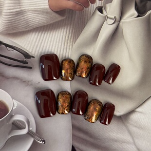 MUZINAIL· 纯手工定制美甲海莉月光粉美甲爆闪轻奢 梅洛金