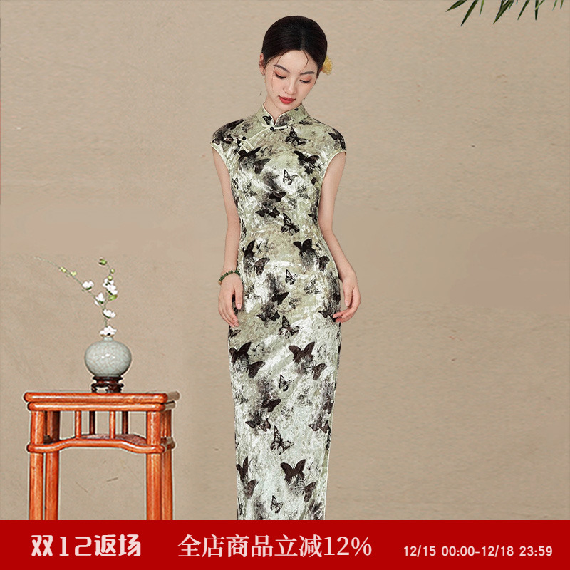 钻石绒蝴蝶图案无袖旗袍新中式国风微胖古法2025巨好看日常年轻款