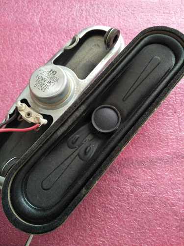 原装THTF  LE-32TL5500喇叭Y35135-802A一对