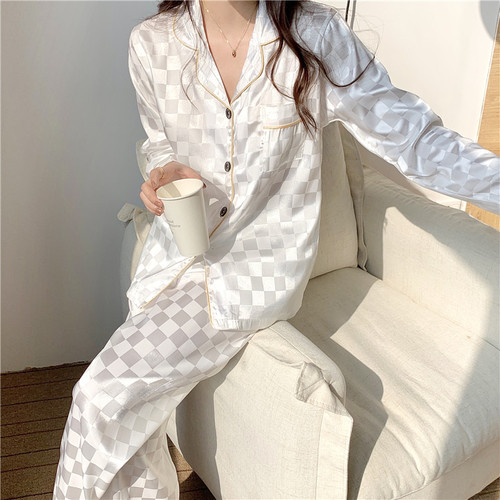 Real shooting of 2022 new style pajamas women's ice lattice can wear long sleeve suit, real silk two-piece home clothes