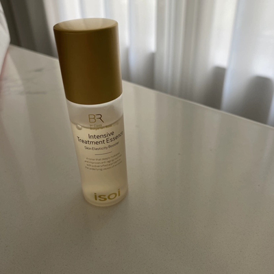 瓶大不满 无期  韩国著名品牌 爱所依isoi 玫瑰精华水30ml