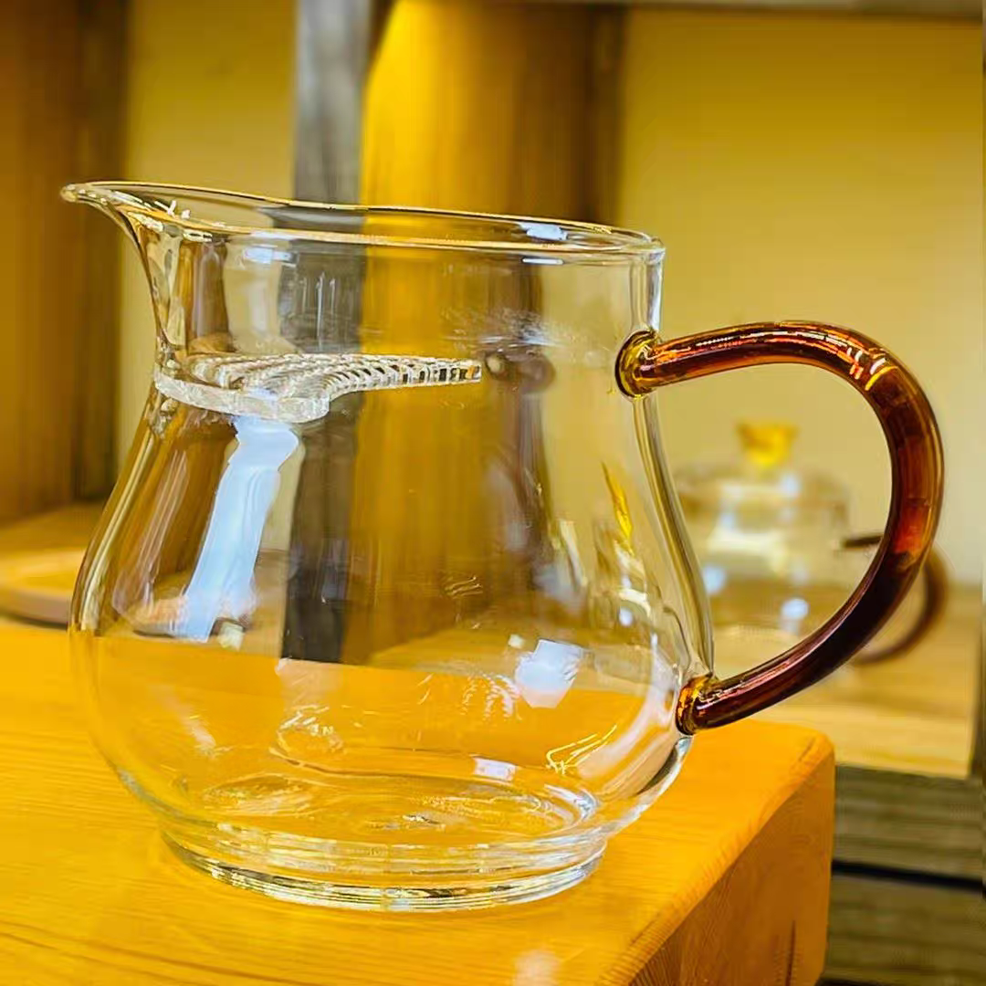 月牙过滤茶杯玻璃月牙公道杯高硼硅大容量加厚防爆公道杯侧把防烫,餐饮具,公道杯,淘宝优惠券,粉丝福利购,淘宝优惠卷