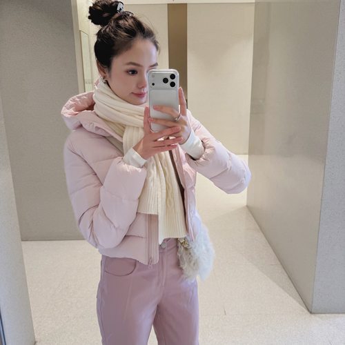 汤元家sd 浅粉色加厚短款羽绒服女冬季2025新款连帽外套（145g）