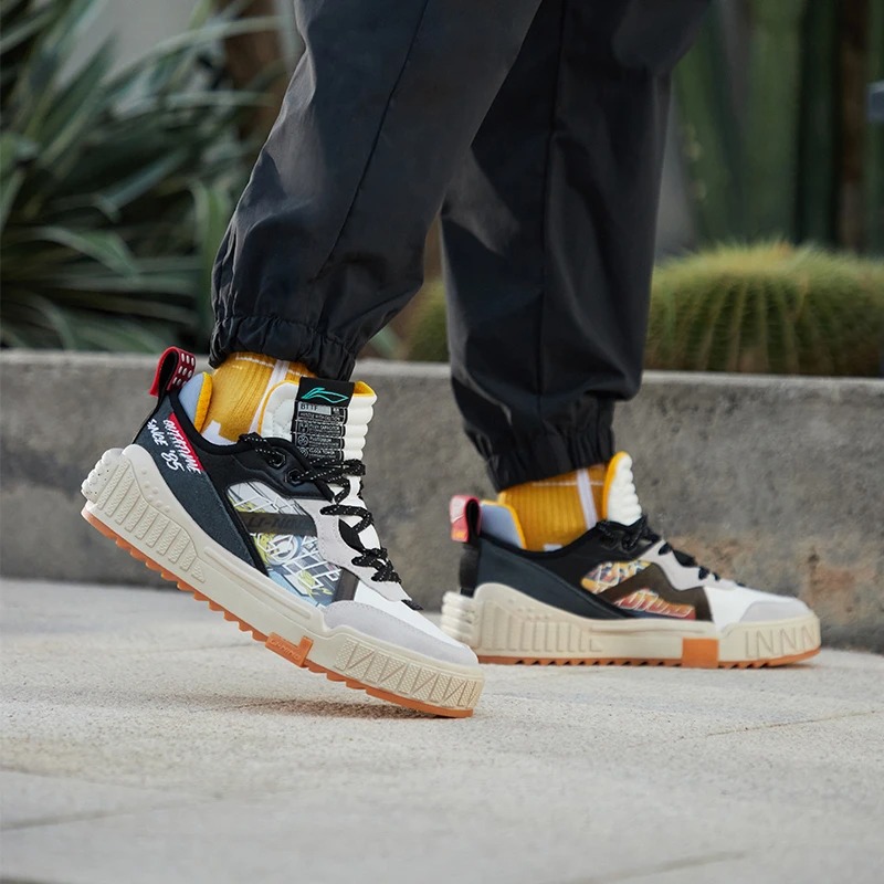 中国李宁新款回到未来001 unblock女款系带低帮经典休闲鞋agcr370