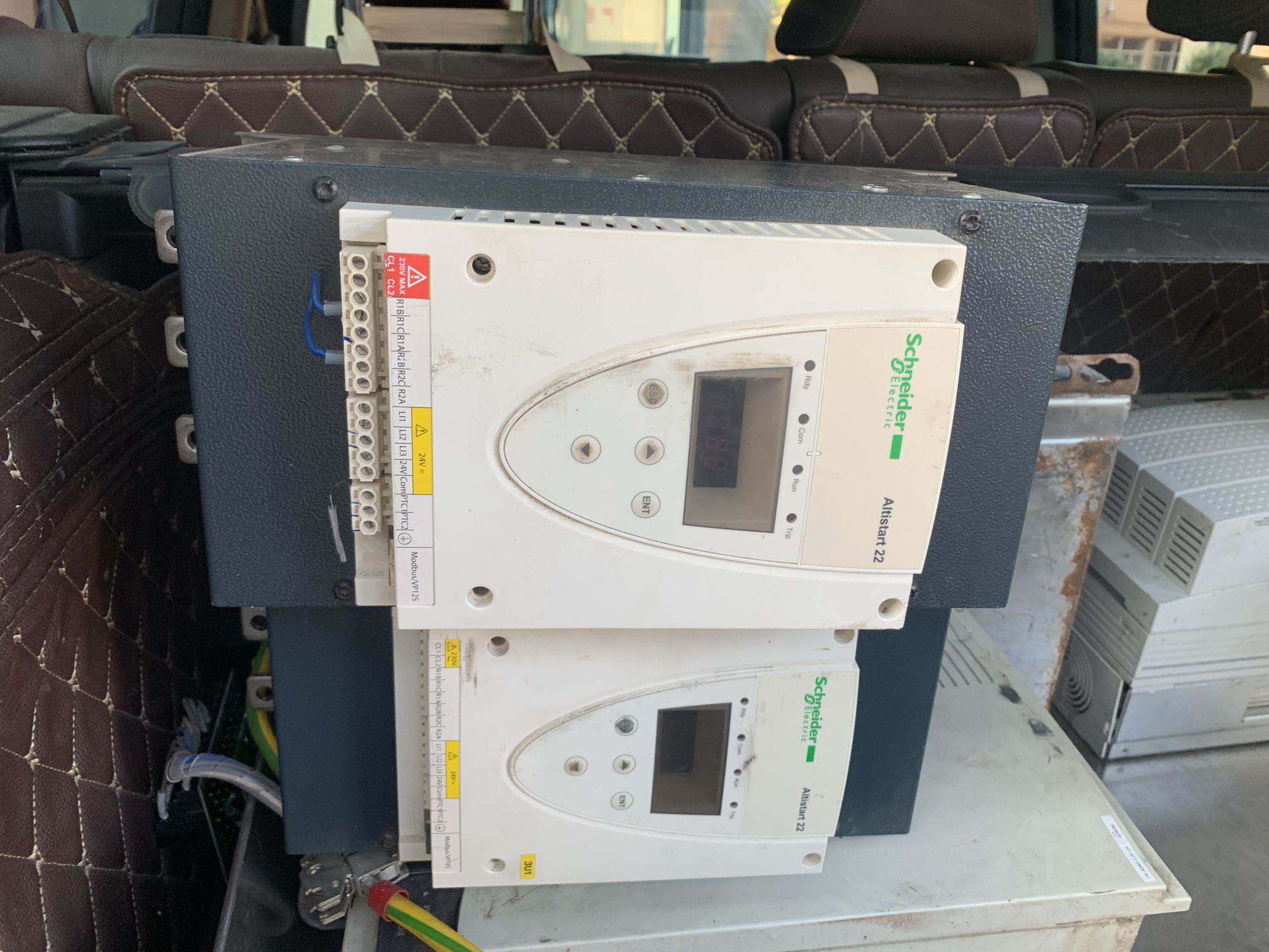 拆机施耐德软启动器 ats22d88q 45kw质量好 实物拍摄