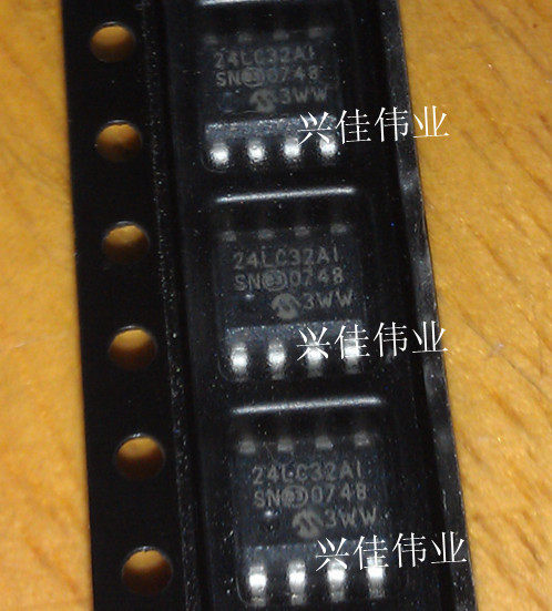 全新原装正品 PIC24LC32A-I/SN 24LC32AI 24LC32 SOP8 存储器芯片
