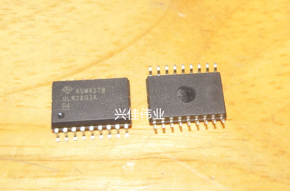 全新 ULN2803ADWR ULN2803A达林顿晶体管阵列 贴片 SOP18 驱动