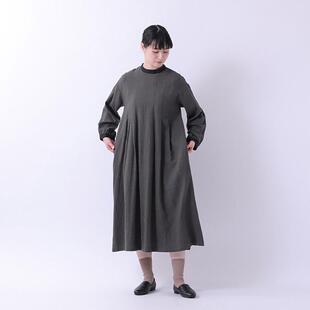 十月雪 日系磨毛小格子撞色领套头连衣裙女秋冬宽松文艺过膝长裙