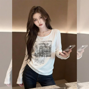 美式印花白色长袖t恤女款春装2026年新款超好看时尚百搭气质上衣