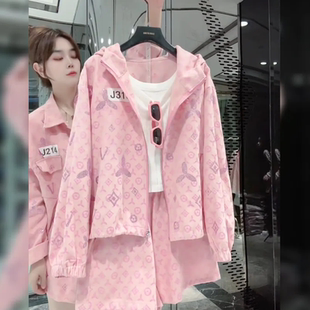 2026年新款春秋季超火重工烫钻连帽休闲外套短裤运动服两件套装女